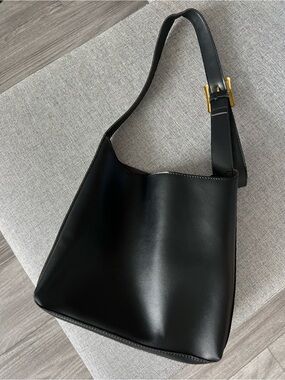 Black Leather Shoulder Bag